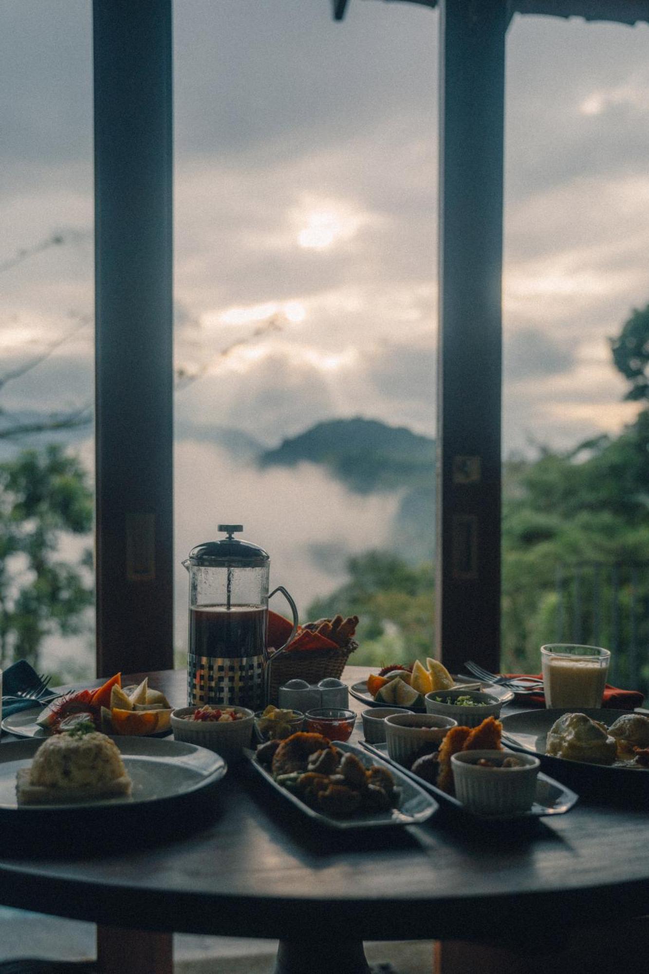 Aarunya Nature Resort - Канди Экстерьер фото